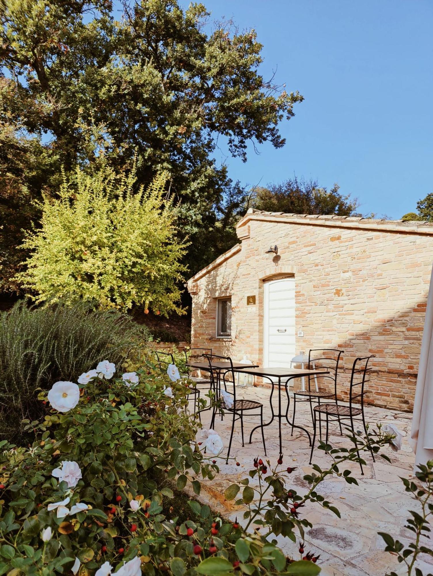 Pamperduto Country Resort Porto Potenza Picena Exterior photo
