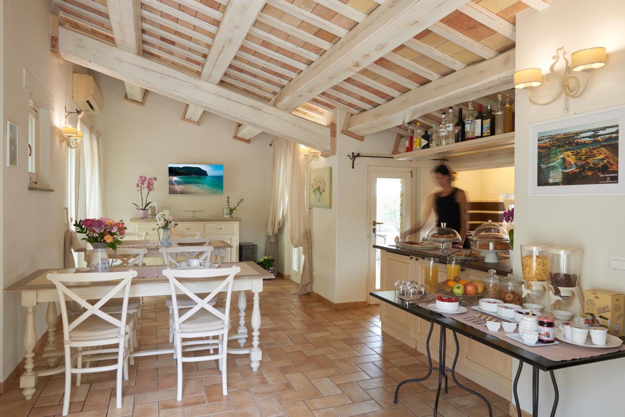 Pamperduto Country Resort Porto Potenza Picena Exterior photo
